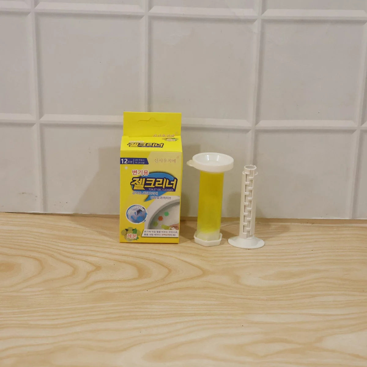 Toilet gel cleaner applicator with box