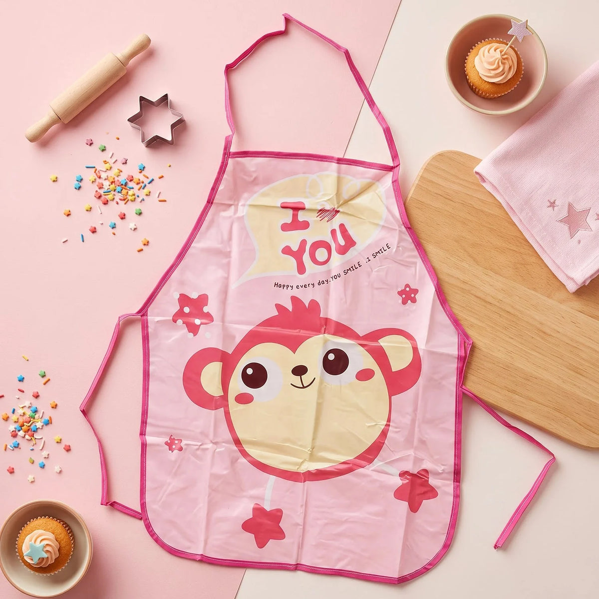 Waterproof kids apron with cute print - photo 6